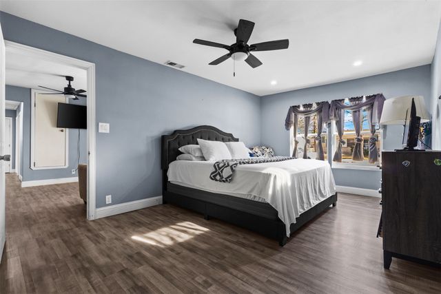 1515 Buena Vista Street, Mesquite, TX 75149