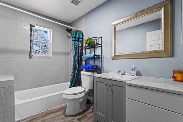 1515 Buena Vista Street, Mesquite, TX 75149