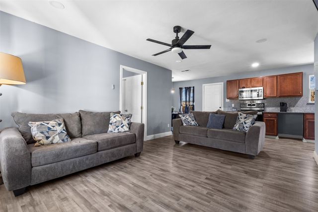 1515 Buena Vista Street, Mesquite, TX 75149