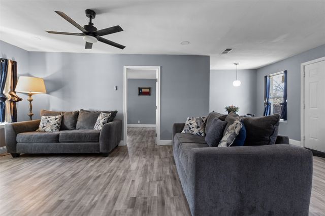 1515 Buena Vista Street, Mesquite, TX 75149