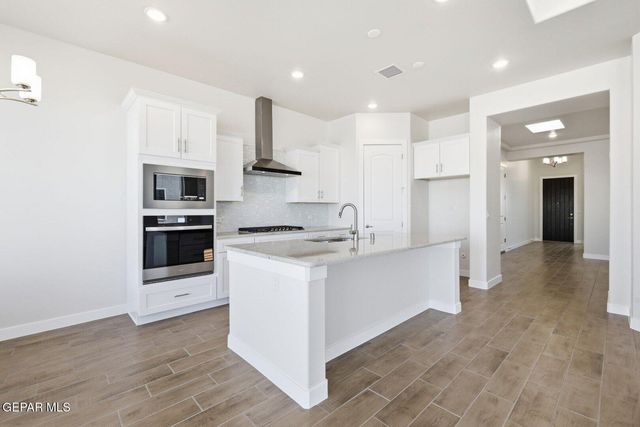 13309 Emerald Wind Court, El Paso, TX 79928