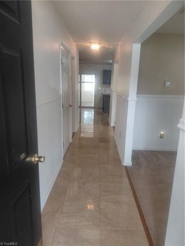 3335 WILITON Way, High Point, NC 27260