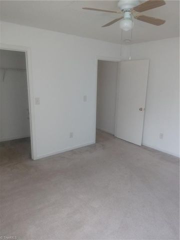 3335 WILITON Way, High Point, NC 27260