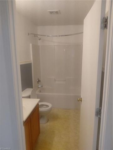 3335 WILITON Way, High Point, NC 27260