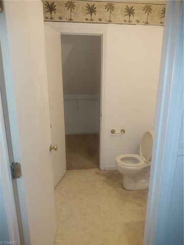 3335 WILITON Way, High Point, NC 27260