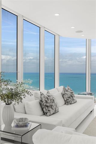 300 S Pointe Drive 3405, Miami Beach, FL 33139
