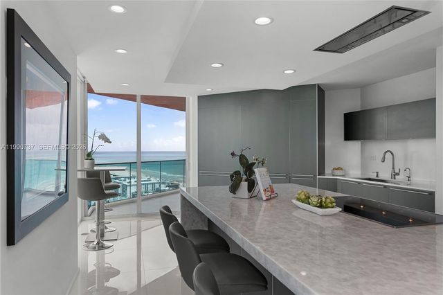 300 S Pointe Drive 3405, Miami Beach, FL 33139