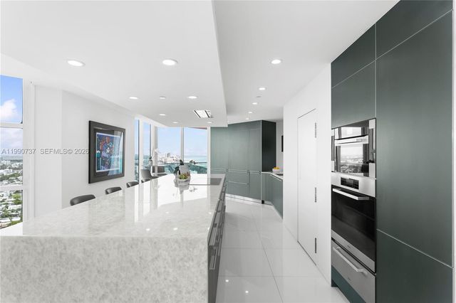 300 S Pointe Drive 3405, Miami Beach, FL 33139