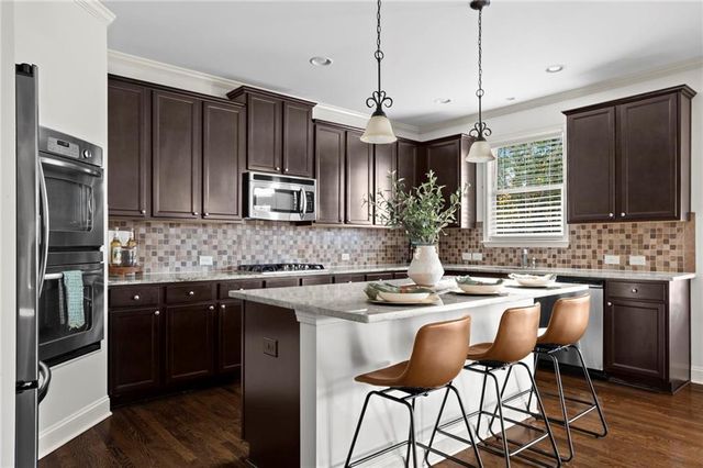 451 Blackberry Run Drive, Dallas, GA 30132