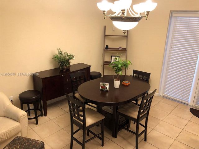 17087 SW 93rd Street, Miami, FL 33196