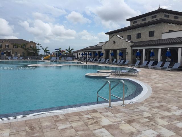 17087 SW 93rd Street, Miami, FL 33196