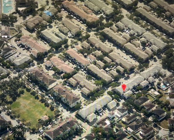 17087 SW 93rd Street, Miami, FL 33196