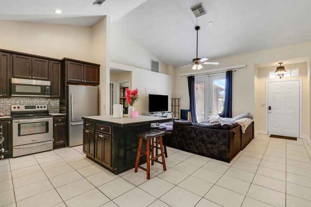 533 NW Avon Avenue, Port St. Lucie, Port St Lucie, FL 34983