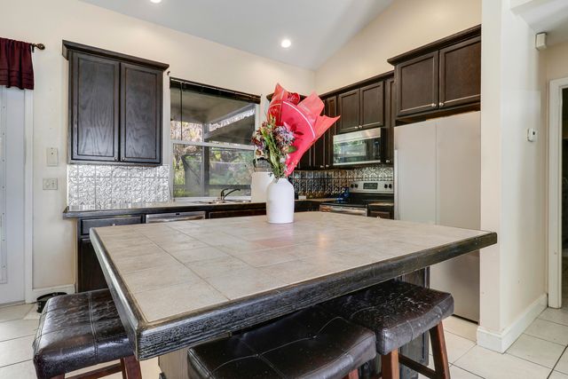 533 NW Avon Avenue, Port St. Lucie, Port St Lucie, FL 34983