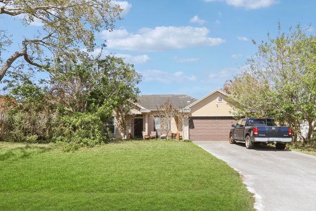 533 NW Avon Avenue, Port St. Lucie, Port St Lucie, FL 34983