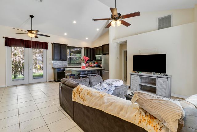 533 NW Avon Avenue, Port St. Lucie, Port St Lucie, FL 34983