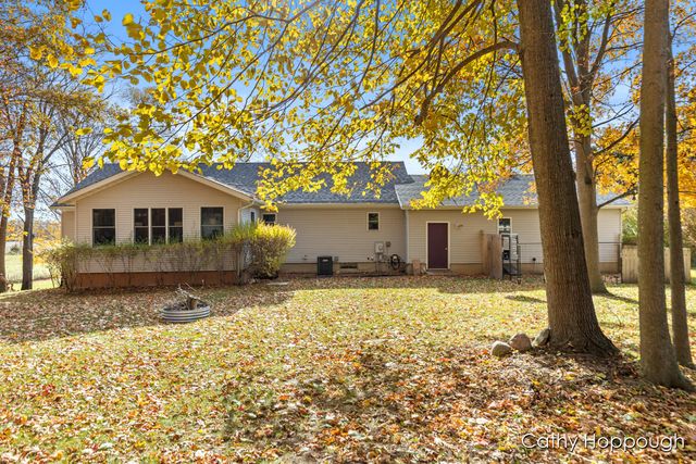 3494 Bradford Road, Ionia, MI 48846