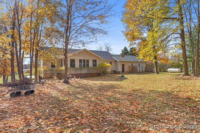 3494 Bradford Road, Ionia, MI 48846