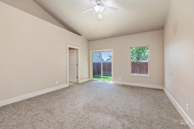 11543 W Wagon Pass Ct, Boise, ID 83709