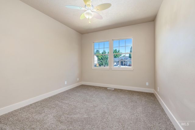 11543 W Wagon Pass Ct, Boise, ID 83709