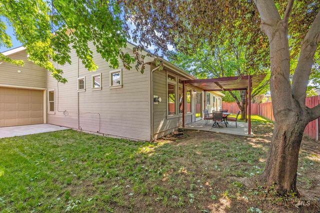 11543 W Wagon Pass Ct, Boise, ID 83709