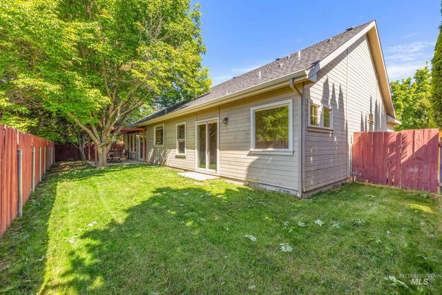 11543 W Wagon Pass Ct, Boise, ID 83709