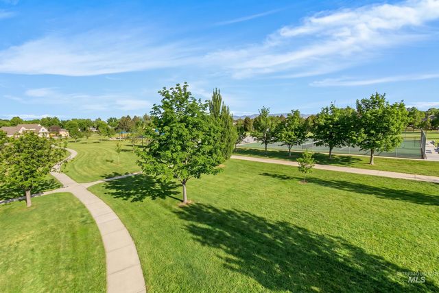 11543 W Wagon Pass Ct, Boise, ID 83709