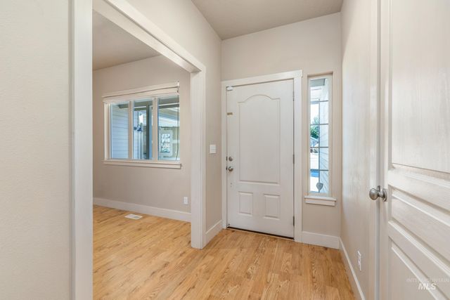 11543 W Wagon Pass Ct, Boise, ID 83709