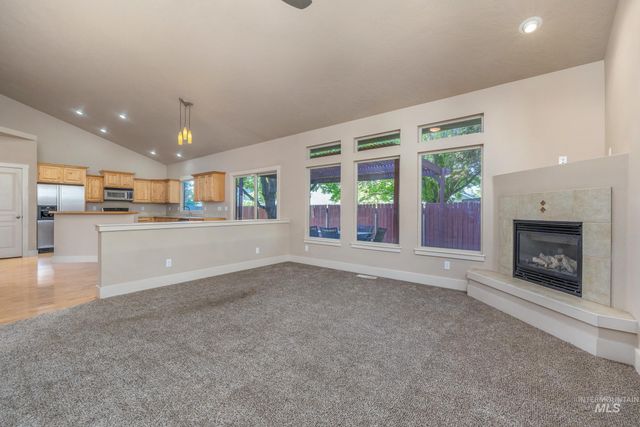 11543 W Wagon Pass Ct, Boise, ID 83709