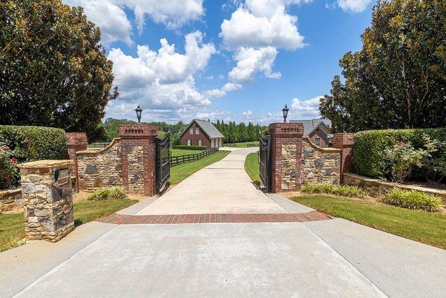 4740 Jim Hood Road, Gainesville, GA 30506