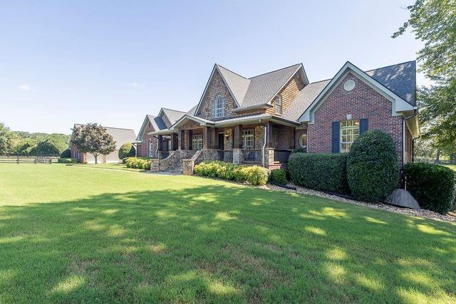 4740 Jim Hood Road, Gainesville, GA 30506