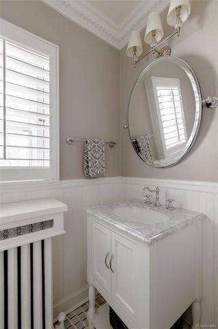 5525 E 17th Avenue Parkway, Denver, CO 80220