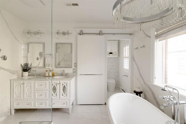 5525 E 17th Avenue Parkway, Denver, CO 80220