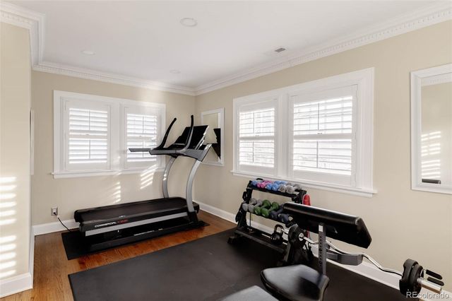 5525 E 17th Avenue Parkway, Denver, CO 80220