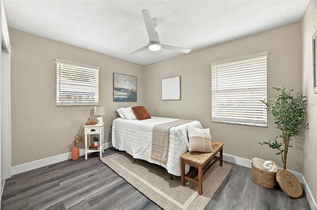 11985 MURRAY AVENUE, Seminole, FL 33778