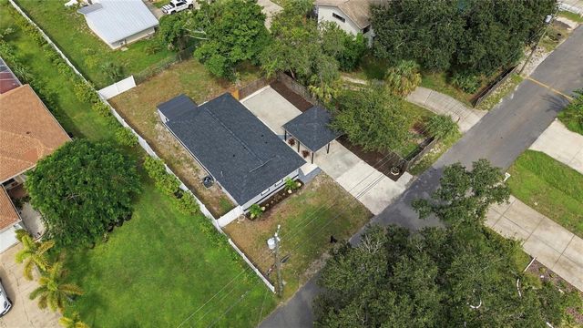 11985 MURRAY AVENUE, Seminole, FL 33778