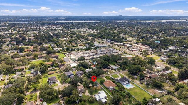 11985 MURRAY AVENUE, Seminole, FL 33778