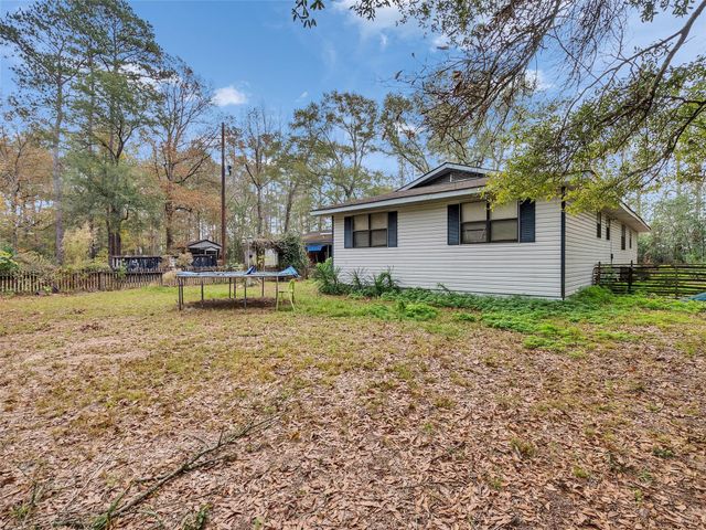 58 County Road 3893 E, Cleveland, TX 77328