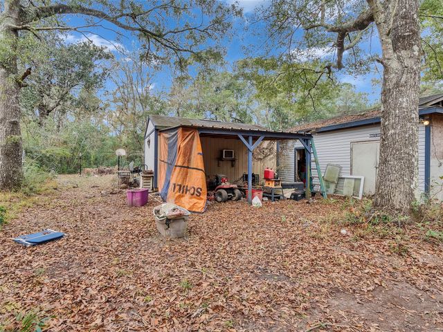 58 County Road 3893 E, Cleveland, TX 77328