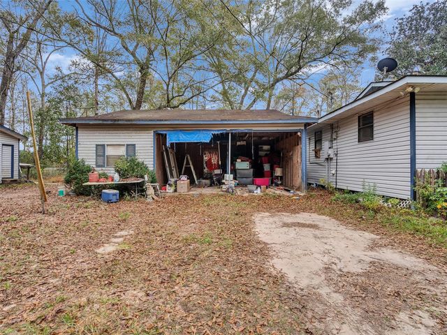 58 County Road 3893 E, Cleveland, TX 77328