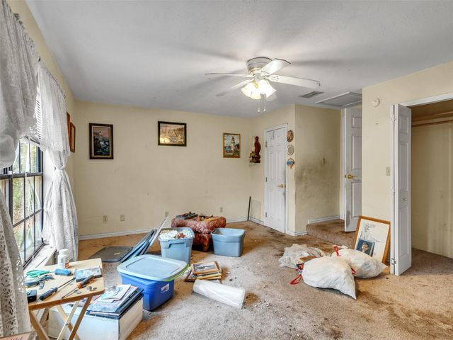 58 County Road 3893 E, Cleveland, TX 77328