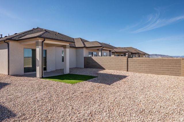 3068 W RUNWAY DR, Cedar City, UT 84720