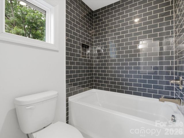 7815 Red Oaks Trail, Waxhaw, NC 28173