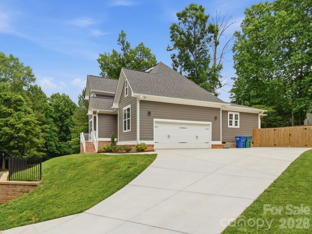 7815 Red Oaks Trail, Waxhaw, NC 28173