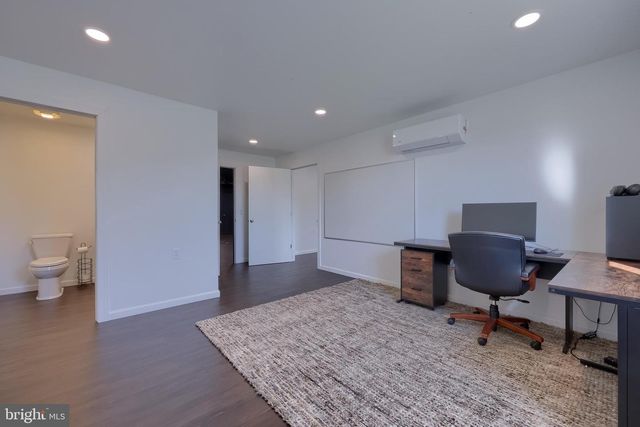 809 W BRUBAKER VALLEY RD, Lititz, PA 17543