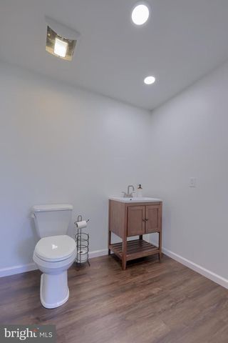 809 W BRUBAKER VALLEY RD, Lititz, PA 17543