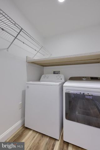 809 W BRUBAKER VALLEY RD, Lititz, PA 17543