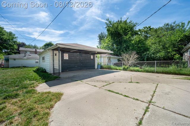 4929 Dudley Street, Dearborn Heights, MI 48125