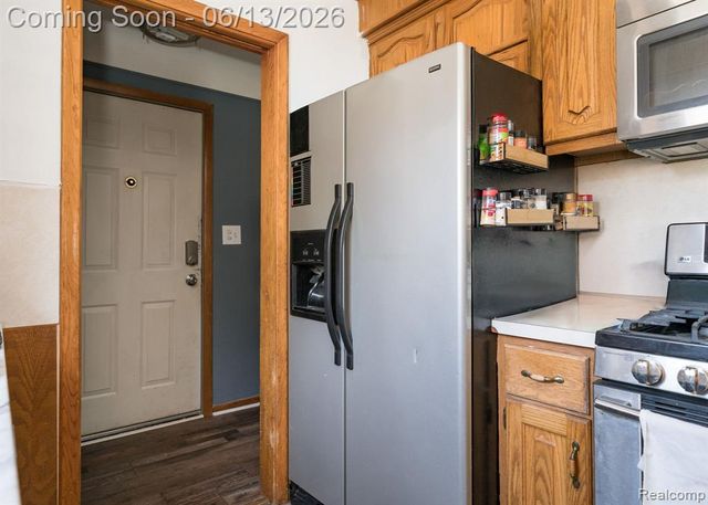 4929 Dudley Street, Dearborn Heights, MI 48125