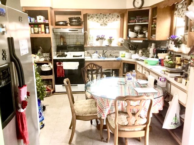 14336 S Harrison Avenue, Posen, IL 60469
